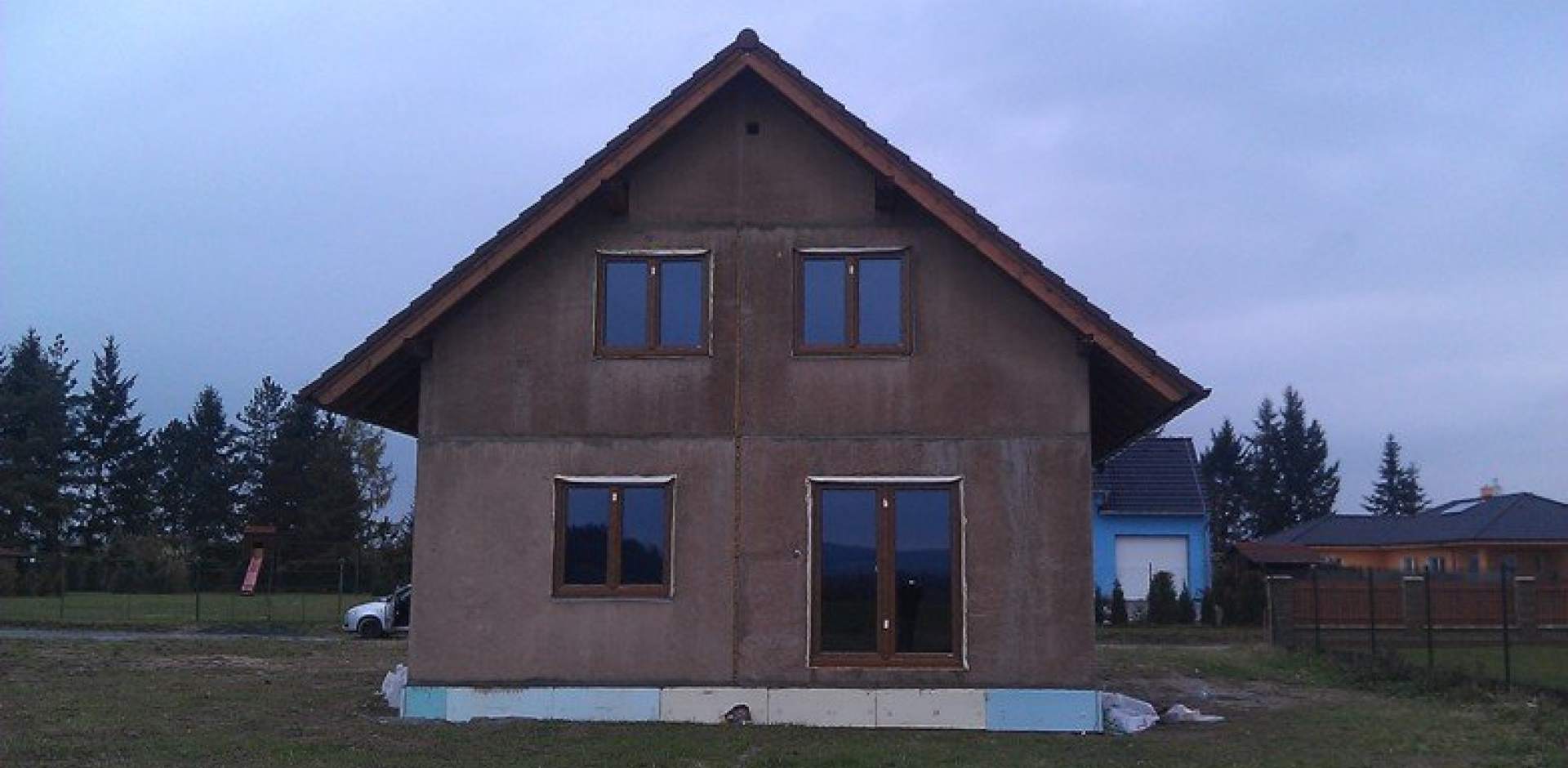 Dům k dokončení - paní Urbánková a paní Pelikánová