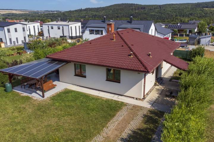 Stavba domu na Rokycansku - dům k dokončení Helios