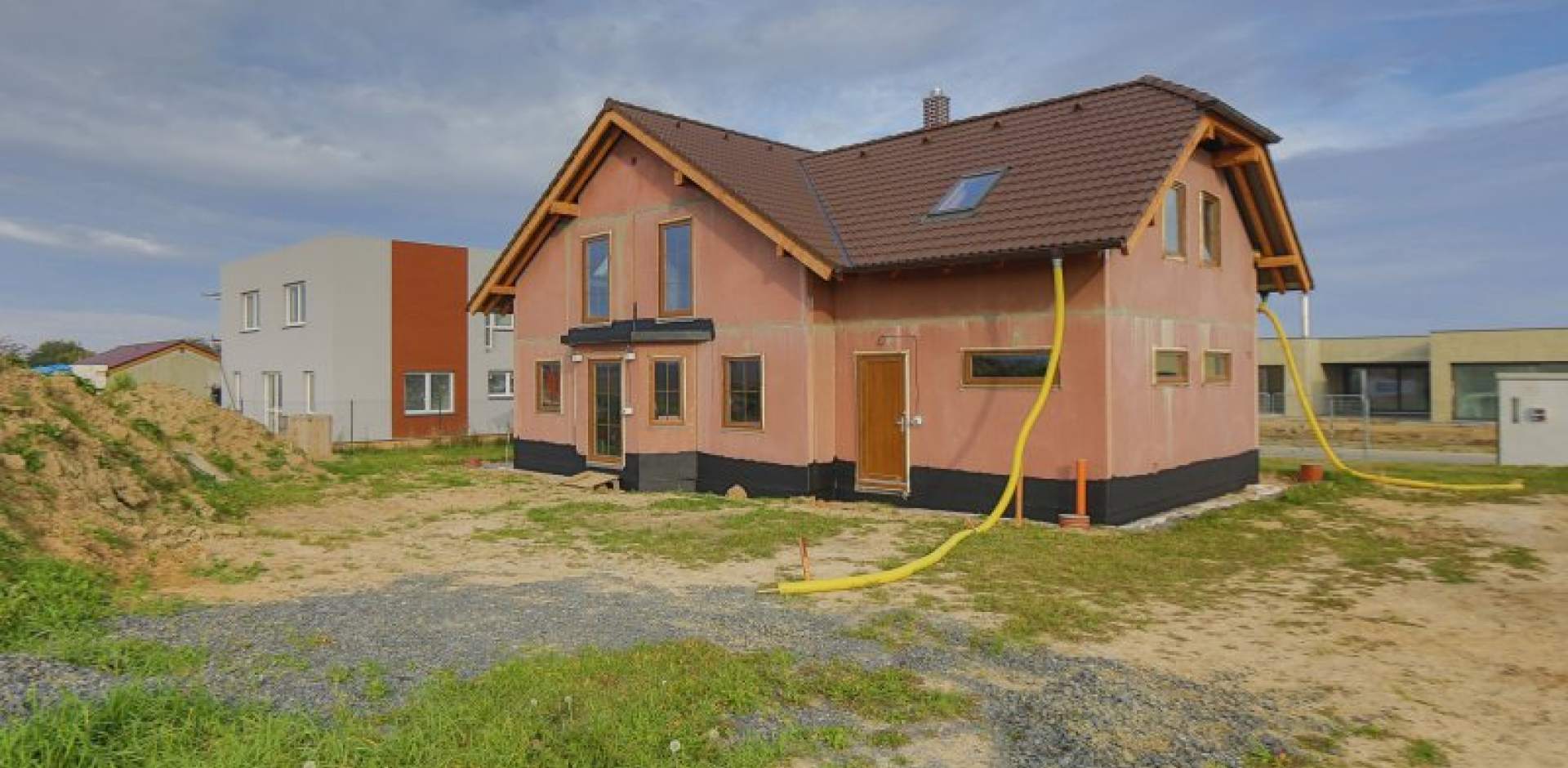 Dům k dokončení - Benáčanovi